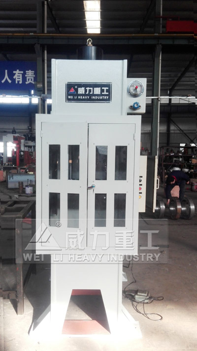 63噸單柱油壓機